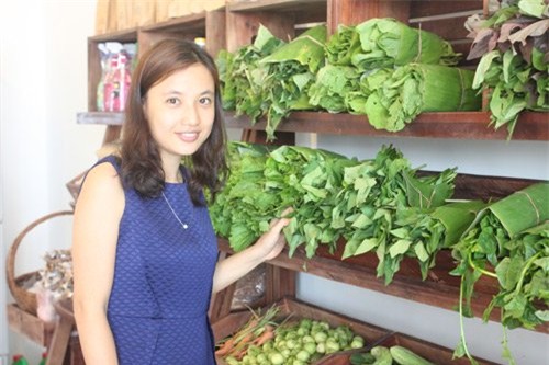 bỏ việc lương trăm triệu, trồng rau, nuôi lợn, nuôi gà, rau sạch, thực phẩm an toàn, sân thượng, ban công, thực phẩm bẩn, ung thư