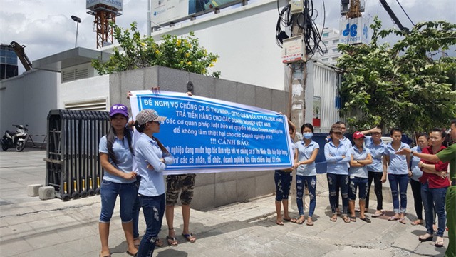 Đối tác đến tận công ty của Otto để đòi nợ