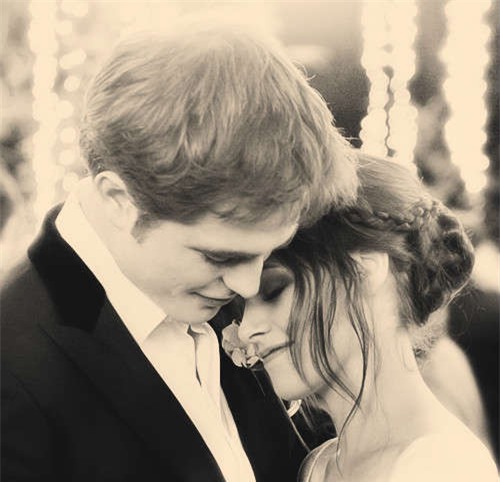 vi sao vo chong hanh phuc thuong hao hao giong nhau? - 1