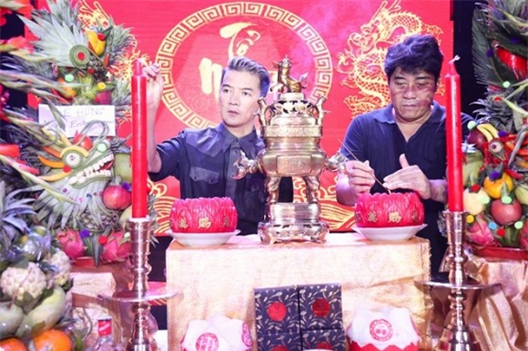 sao đến nhà thờ tổ Hoài Linh 2