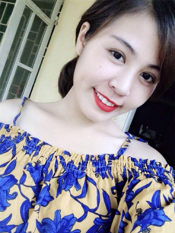 Chị em chia sẻ kinh nghiệm kiếm tiền bạc triệu nhờ bán hàng online thời bão giá