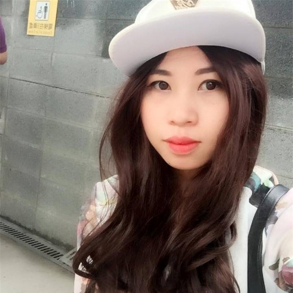 Chị em chia sẻ kinh nghiệm kiếm tiền bạc triệu nhờ bán hàng online thời bão giá