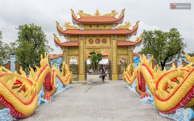 Cập nhật: Các nghệ sĩ đến thăm đền thờ Tổ trị giá 100 tỷ của Hoài Linh - Ảnh 23.