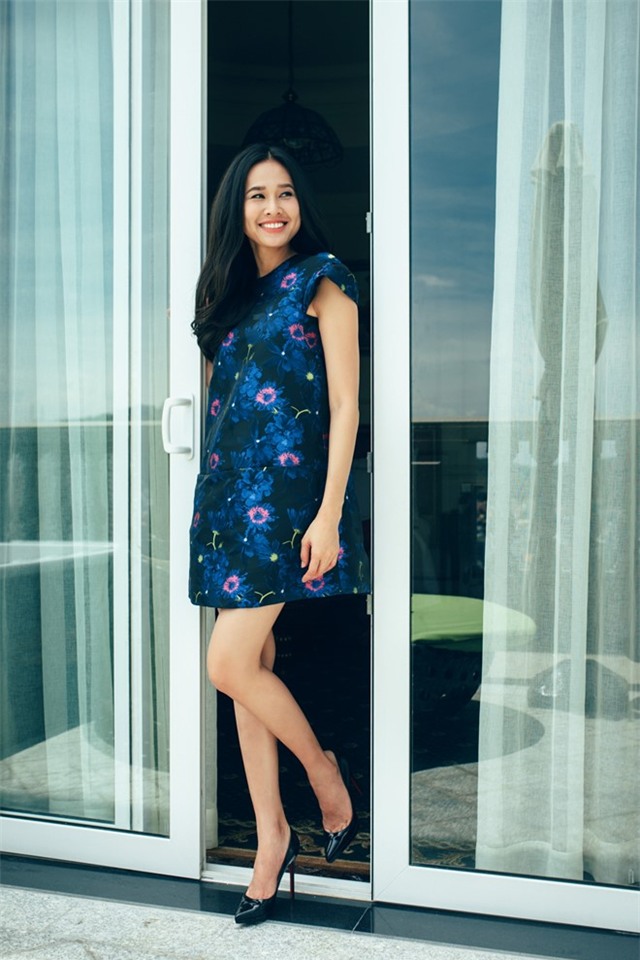 Bạn gái Bằng Kiều thăm căn hộ triệu đô của Hà Kiều Anh - Ảnh 1.