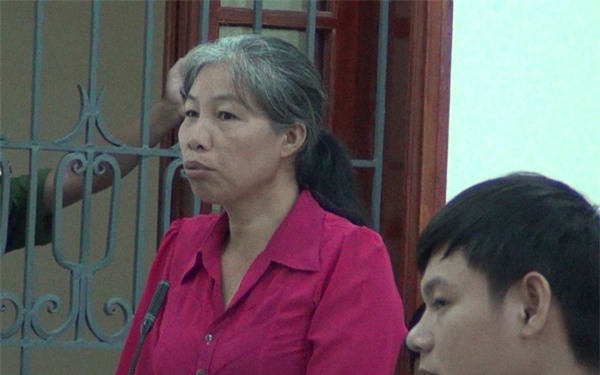 Yêu râu xanh 68 tuổi tự hào vì có con chung với cháu họ 14 tuổi