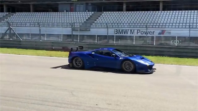 Ong Abramovich lan dau trung bay bo suu tap sieu xe hinh anh 10