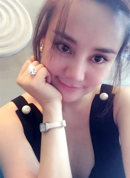 Cuộc sống như “bà hoàng” của Vy Oanh sau khi lấy chồng đại gia - Ảnh 15.