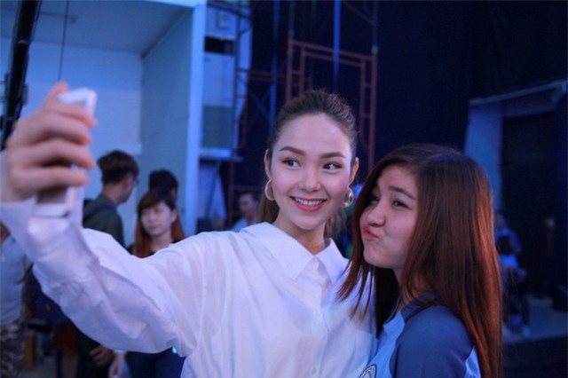 Minh Hằng và Lan Phương nói về chiến tích của tuyển futsal Việt Nam - Ảnh 6.