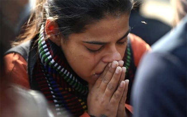 thieu nu 20 tuoi bi cuong hiep tap the vi an thit bo hinh anh 1