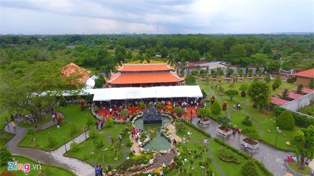 Toàn cảnh nhà thờ Tổ của Hoài Linh ở Sài Gòn - Ảnh 3.