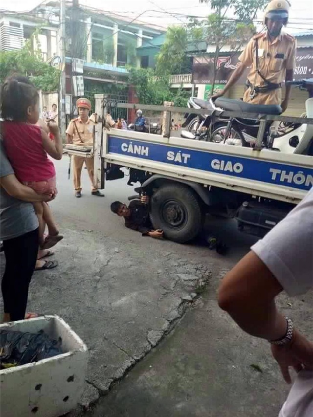 ăn vạ, ăn vạ csgt, vi phạm giao thông