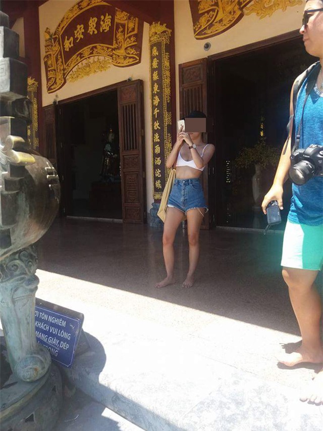 Cô gái mặc phản cảm khi lên chùa Linh Ứng và cái kết đắng! - Ảnh 2.
