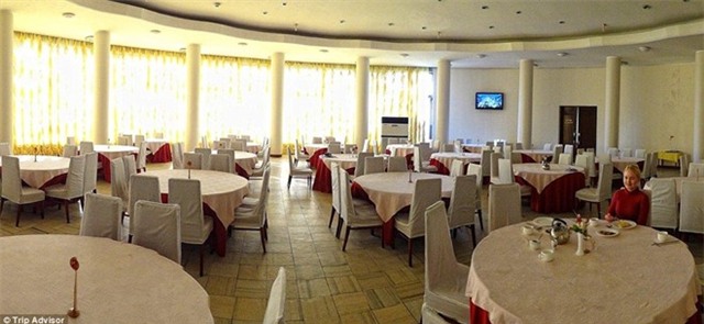 Phát hoảng với khách sạn 6 sao sang trọng bậc nhất Bắc Triều Tiên - Ảnh 4.