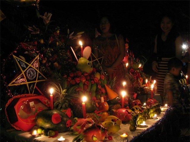 Mâm cỗ Trung thu.