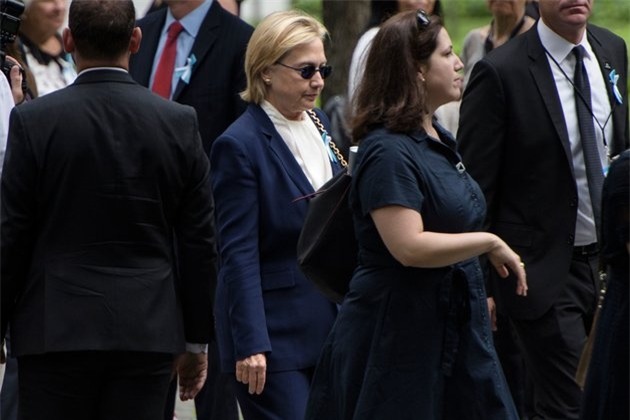 kenh truyen hinh my dua tin nham ba clinton qua doi hinh anh 4