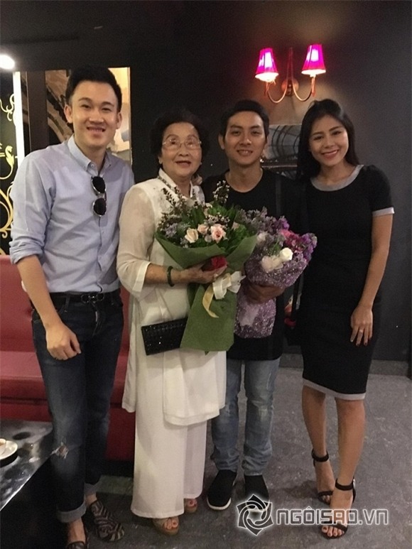 mẹ của Hoài Linh 0