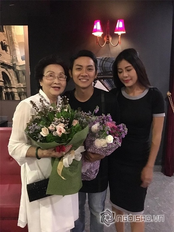 mẹ của Hoài Linh 2