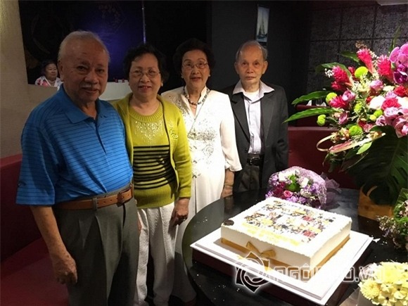 mẹ của Hoài Linh 6