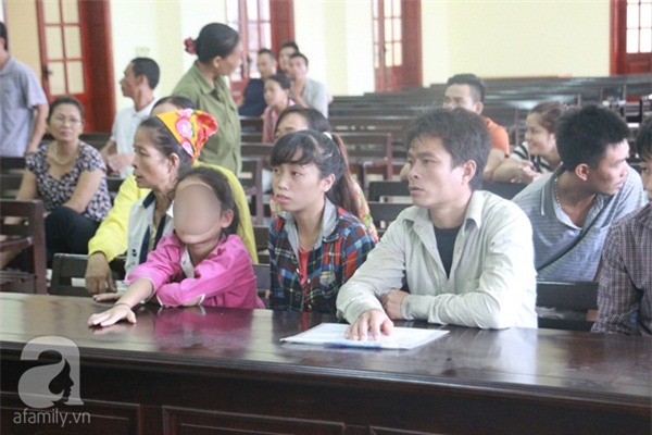 Mới cưới vợ đã phải ngồi tù vì giở trò đồi bại với cháu ruột