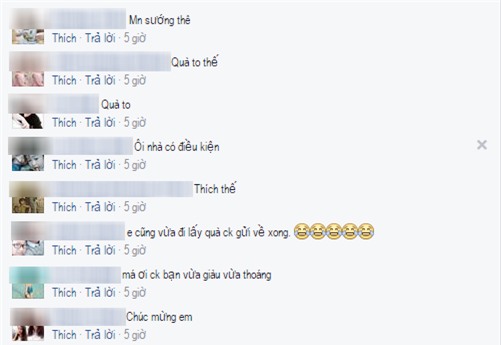 chị em khoe quà trung thu