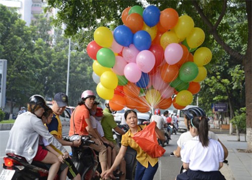 Những “quả bom di dộng” mang tên bóng bay hydro - 1