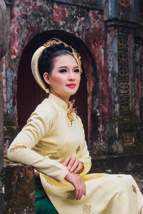 vo-duy-nhan-tai-xuat-lam-mau-anh-3
