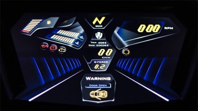 Lykan Hypersport là một trong những siêu xe mới và đặc biệt nhất thế giới. Xe được đính cả kim cương, mui mạ vàng, khung gầm bằng sợi carbon và một màn hình hiển thị ba chiều mang tính cách mạng trong nội thất. Những người sở hữu siêu xe này sẽ được tặng riêng một chiếc đồng hồ đặc biệt mang tên Cyrus Klepcy và có giá tới 200.000 USD.