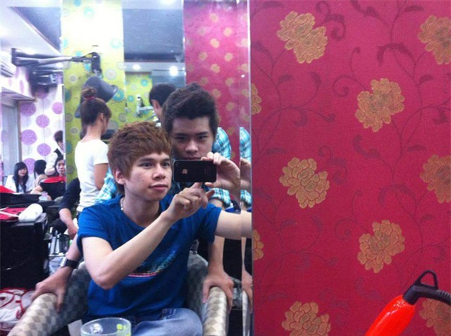 Hành trình thay đổi nhan sắc của nam ca sĩ không sợ dao kéo - Hoàng Tôn - Ảnh 2.