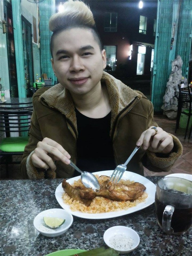 Hành trình thay đổi nhan sắc của nam ca sĩ không sợ dao kéo - Hoàng Tôn - Ảnh 5.