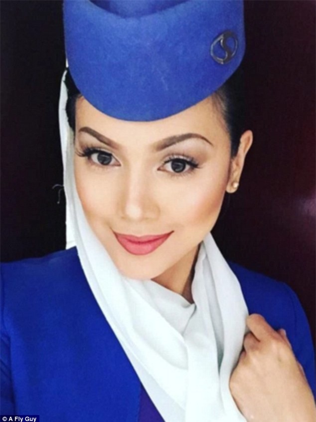 Những nữ tiếp viên hàng không xinh đẹp nhất trên toàn thế giới - Ảnh 27.