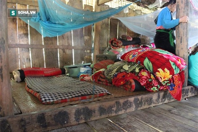 Hình ảnh rơi nước mắt vụ chở thi thể về bằng xe máy - Ảnh 10.