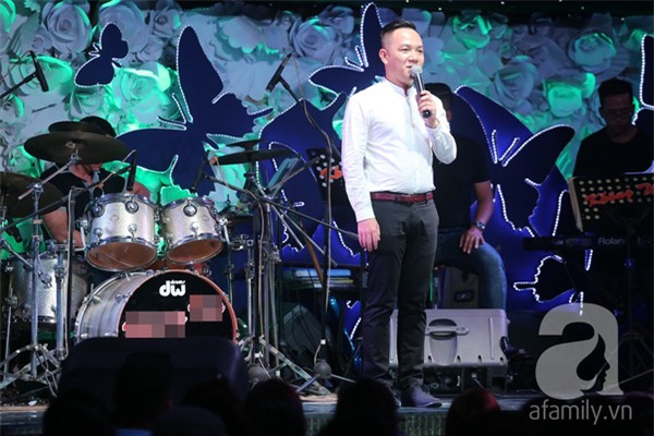 Đêm nhạc ủng hộ Minh Thuận