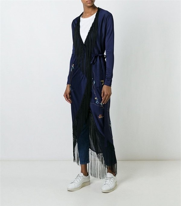 Những xu hướng thời trang đang gây bão trên đường phố