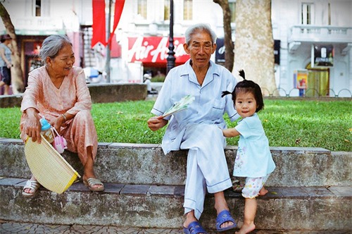 bố chồng nàng dâu