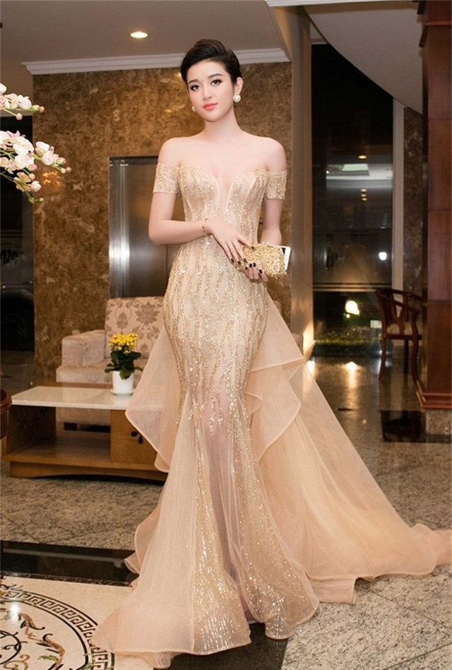 say dam 22 goc anh "dep nhu tien" cua a hau huyen my hinh anh 17