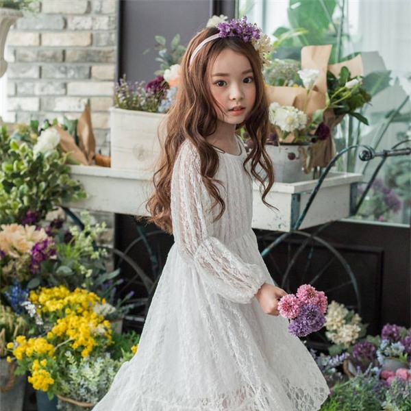 Tan chảy trước vẻ đẹp thuần khiết như sương mai của hot girl nhí xứ Hàn - Ảnh 16.