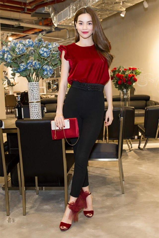 Hồ Ngọc Hà nổi bật giữa dàn hoa hậu đình đám - Ảnh 3.