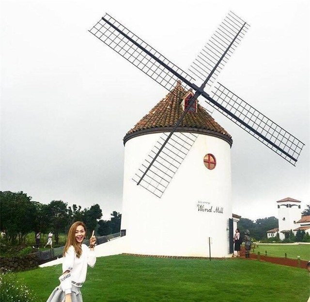 Cuộc sống sang chảnh của Minh Hằng - Ảnh 9.