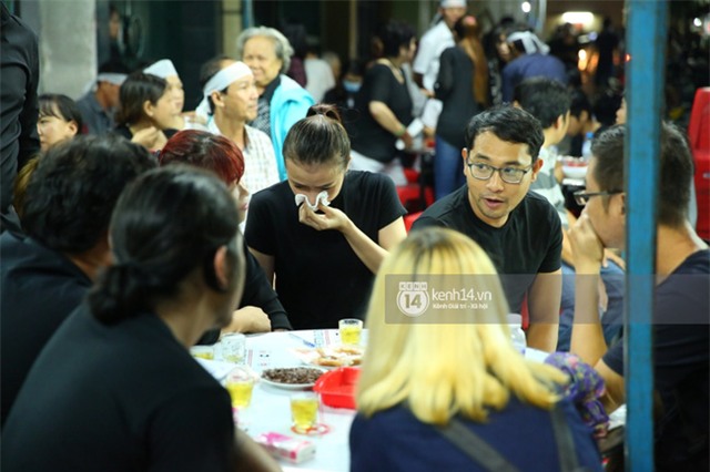 Sao Việt đau buồn đến viếng tang lễ nghệ sĩ Minh Thuận - Ảnh 2.