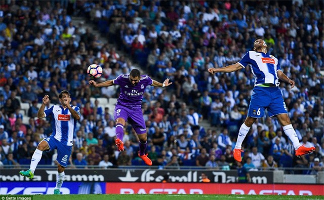 James Rodriguez tỏa sáng, Real Madrid đòi lại ngôi đầu từ tay Barca - Ảnh 4.