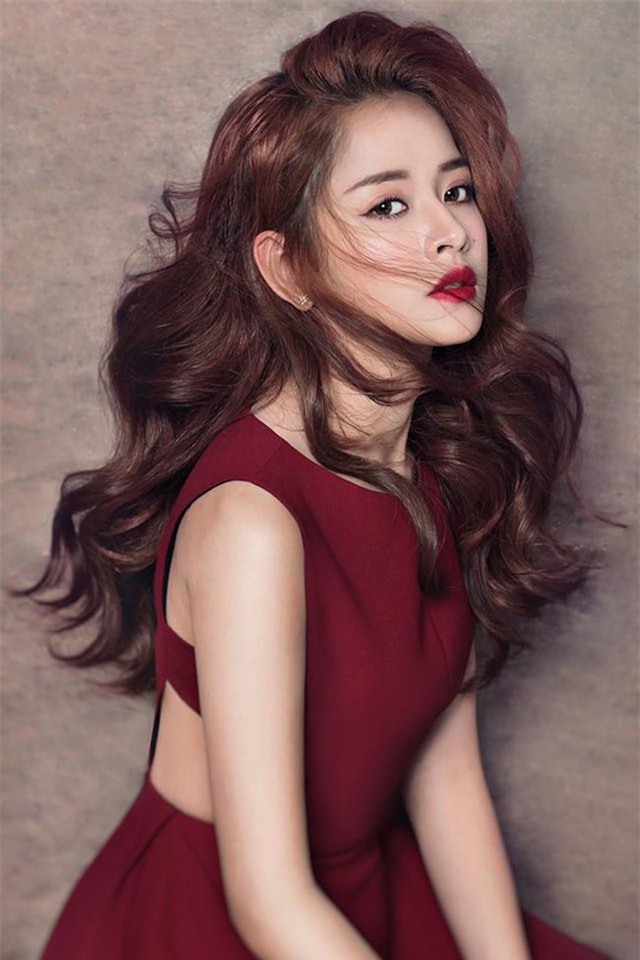 Chi Pu lam dep nhu the nao de co duoc nhan sac 'van nguoi me'?