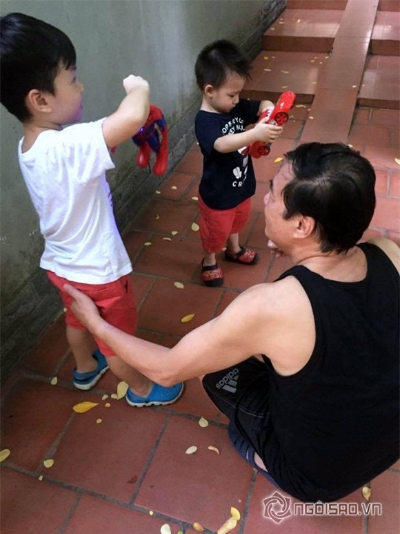 Đan Lê viết về bố chồng 4