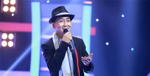 Bác sĩ đến vuốt mắt cho Minh Thuận, anh vẫn mỉm cười!