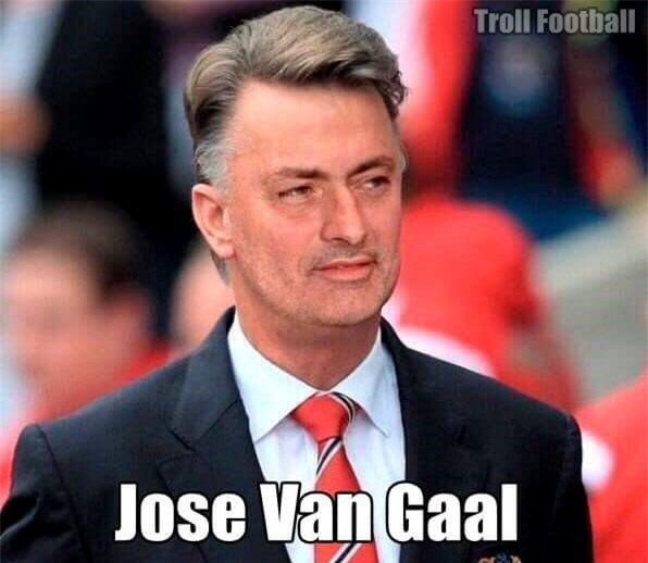 Anh che Pogba va Mourinho lan truyen tren mang hinh anh 9