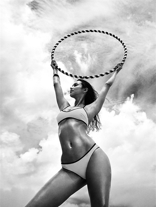 Tập gì để vòng 3 căng tròn như thiên thần Victoria Secrests?