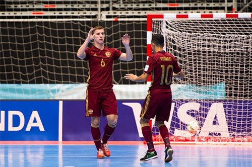 thua nga 0-7, dt viet nam chinh thuc chia tay futsal world cup hinh anh 1