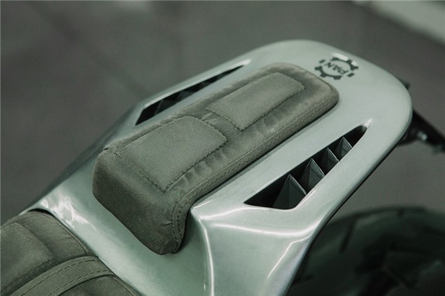 BMW K1200S do kieu robot bien hinh hinh anh 8