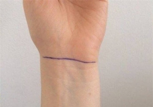 nhin-van-co-tay-biet-ngay-van-menh-sang-ngheo-chi-can-5-giay-la-ro2