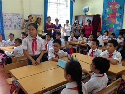 Nhung canh du gio bi danh gia gay ap luc cho hoc sinh hinh anh 4