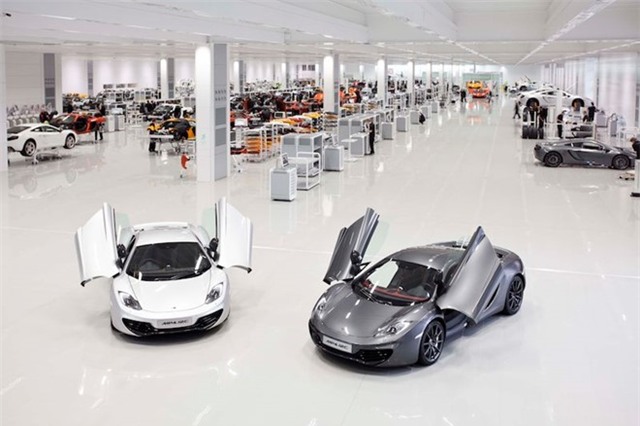 Apple dam phan mua lai hang xe McLaren hinh anh 1